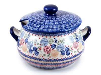 Soup Tureens & Covered Pots