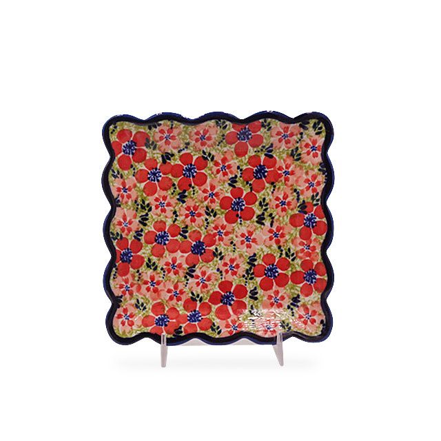 Primrose II Ruffled Dessert Plate Primrose II Ruffled Dessert Plate