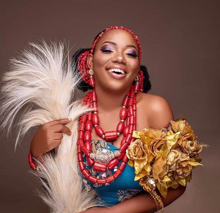 SAASHI Royal Horsetail For Nigerian Traditional Wedding