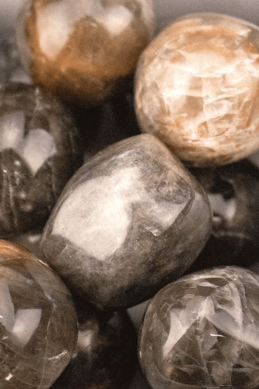 Black Moonstone Round
