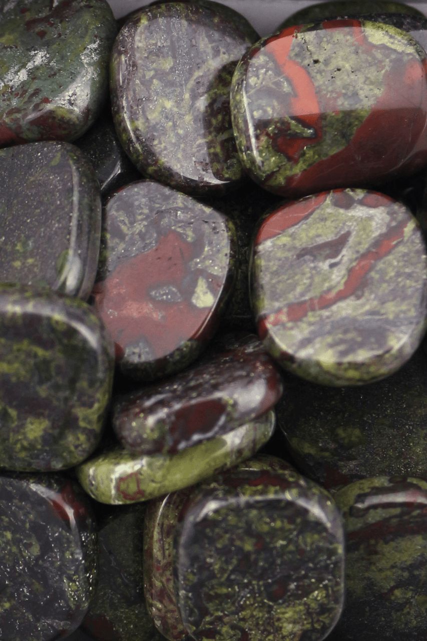 Dragonstone Thumb Stone