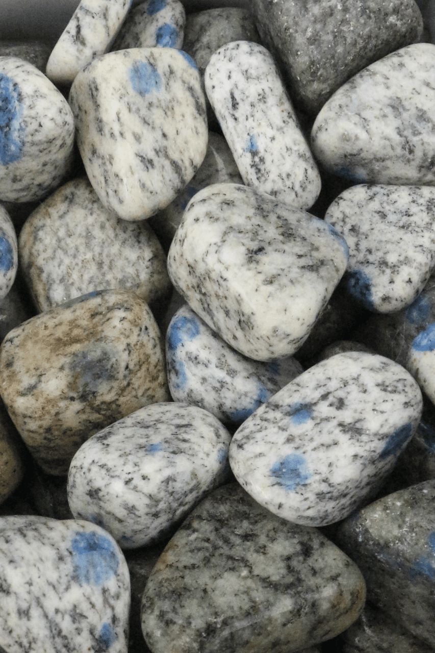 K2 Azurite in Granite