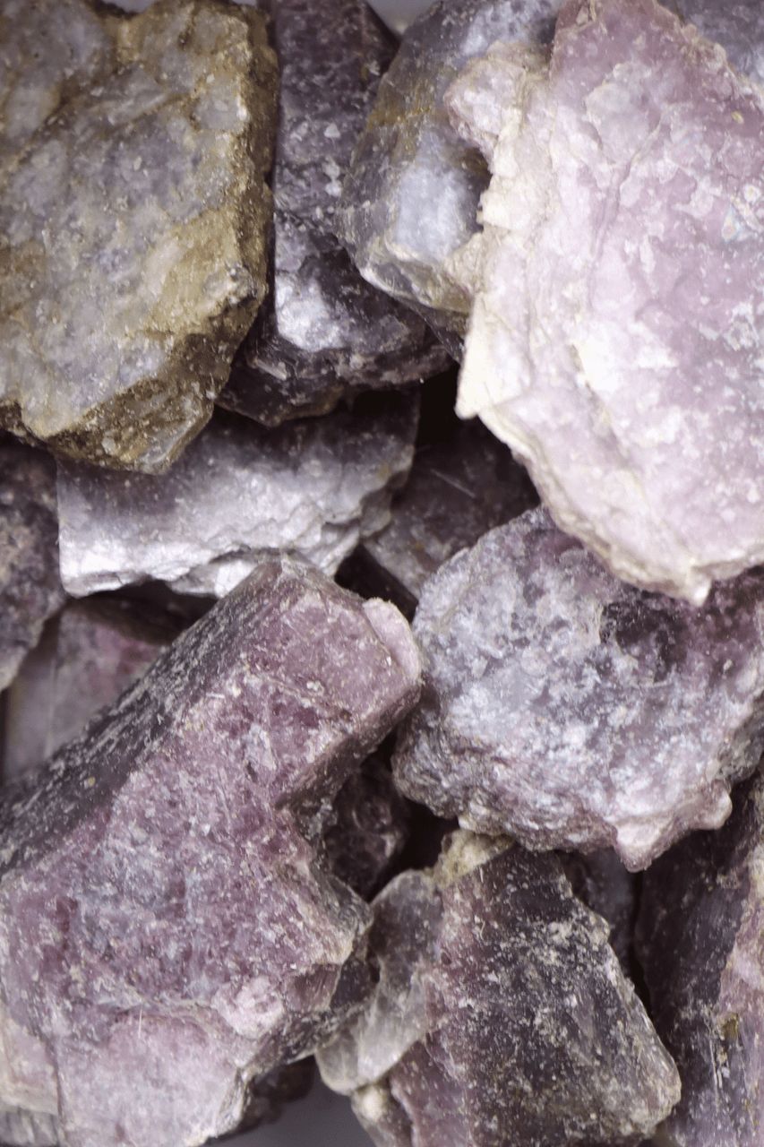 Lepidolite Raw
