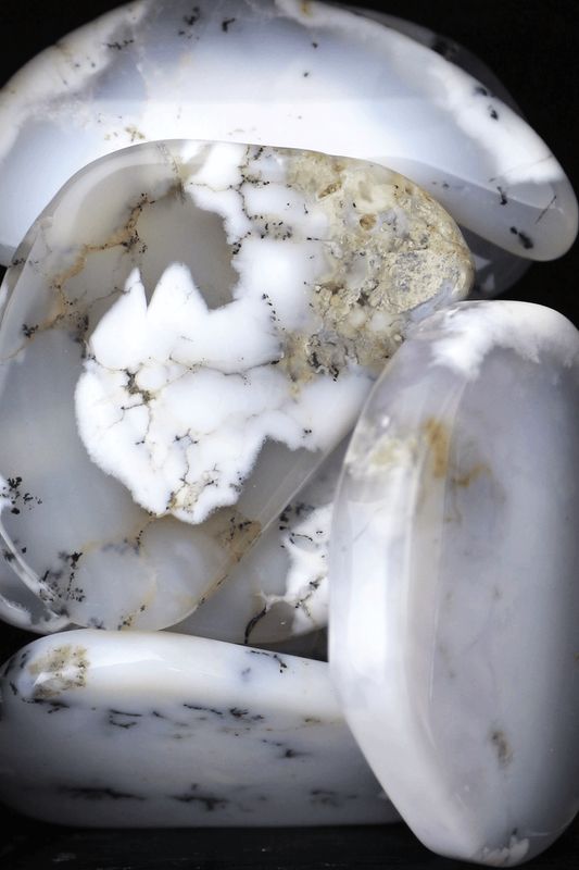 Merlinite Slices