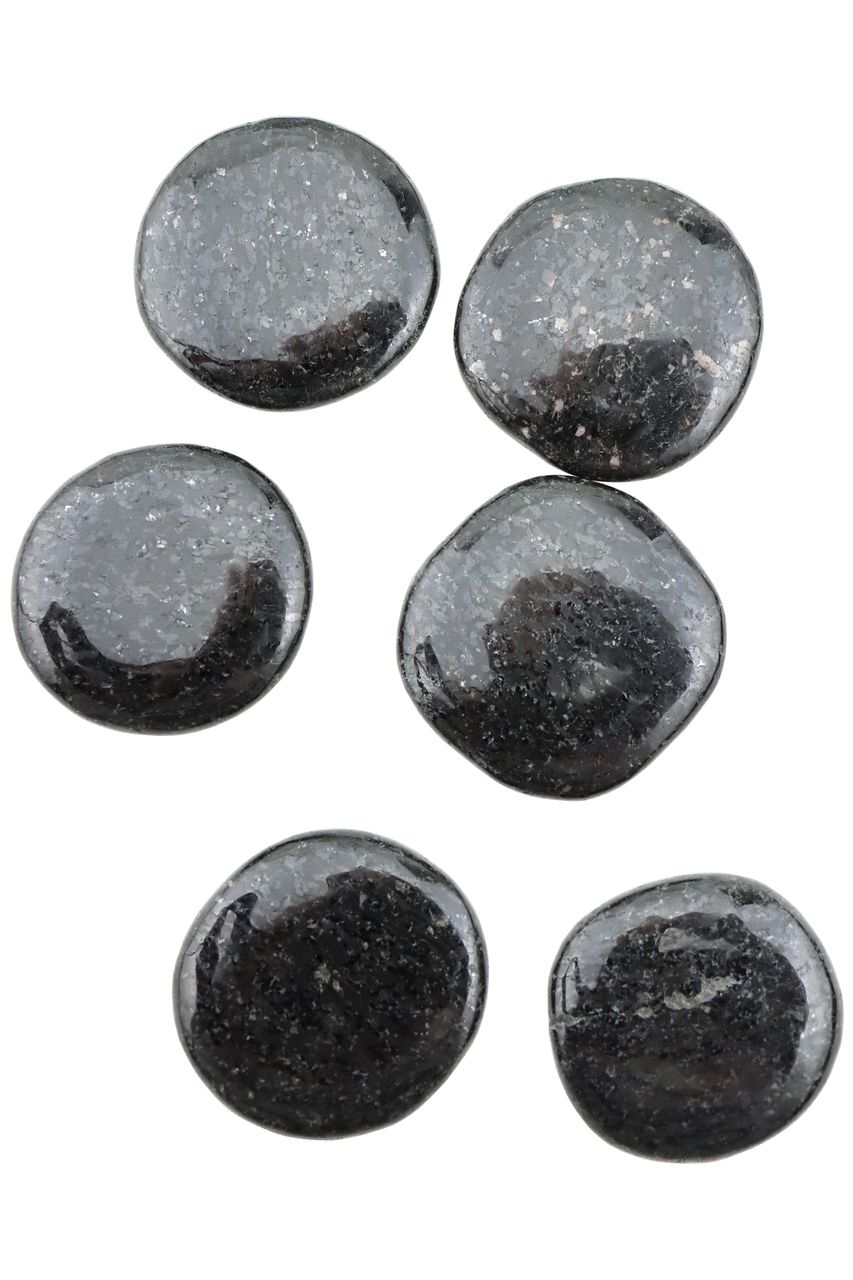 Nuummite Dics