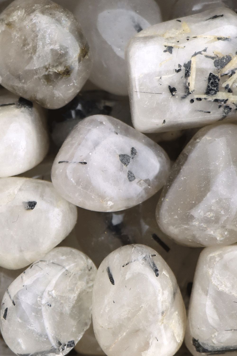 Tourmalinated Quartz Light