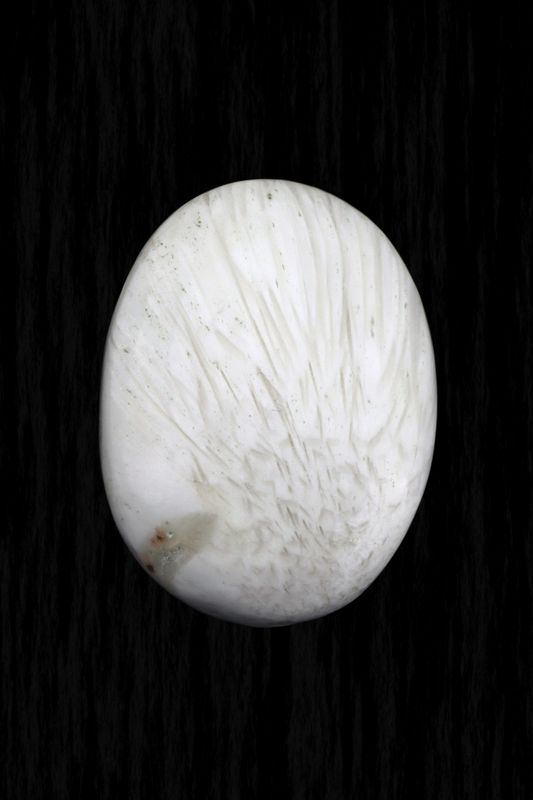 Scolecite Palm Stone SCO02