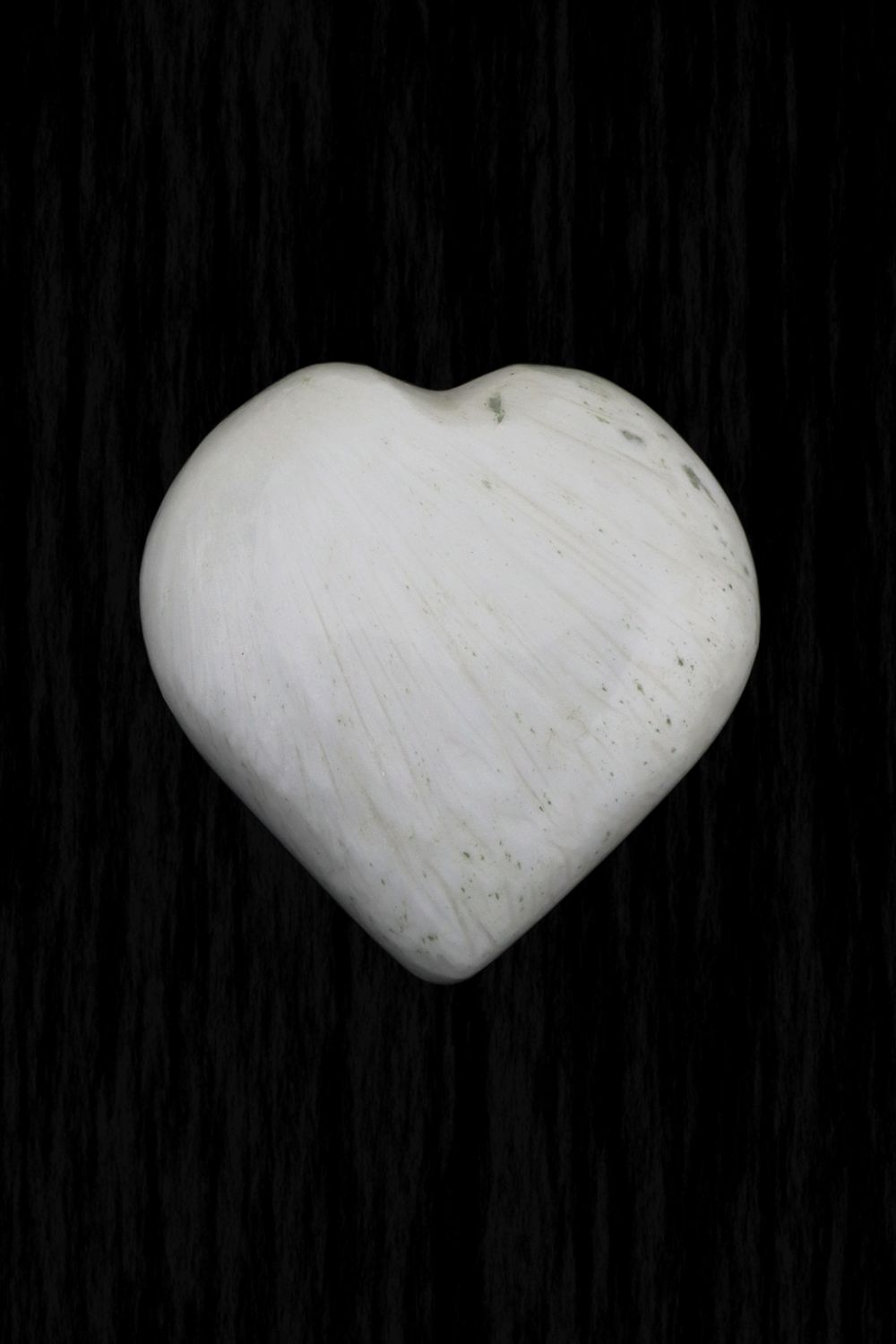 Scolecite Heart SCTH01