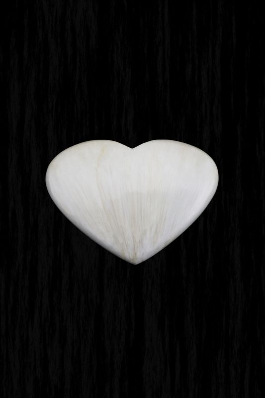 Scolecite Heart SCTH03
