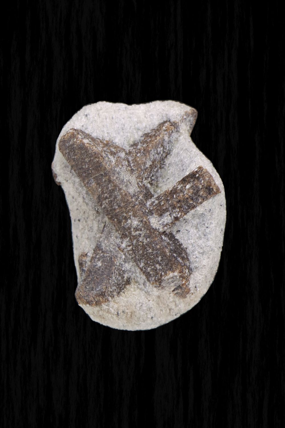Staurolite STLT04