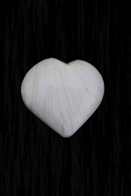 Scolecite Heart SCTH06