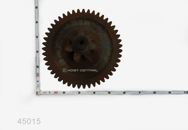 PINION INTERM GEAR & 646-121A