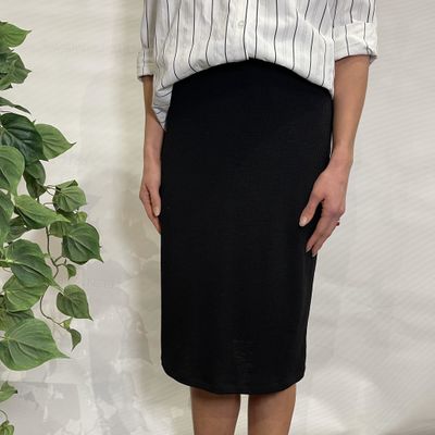 Ribbed Mid Skirt - Black