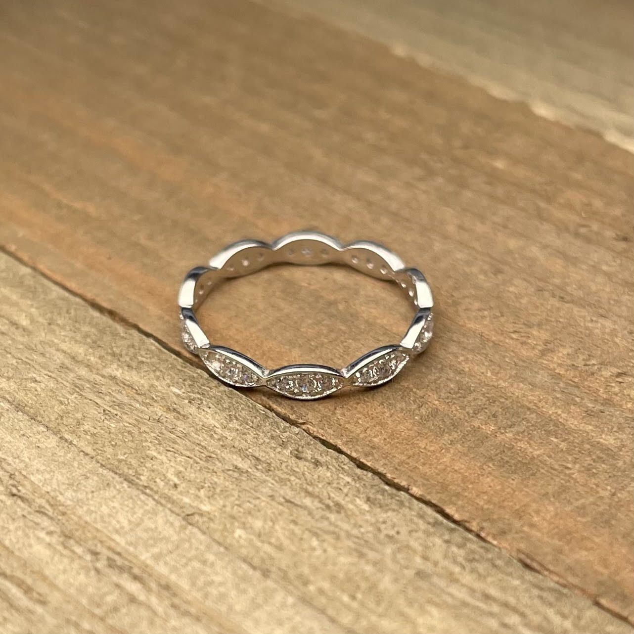 Silver Scalloped CZ Ring