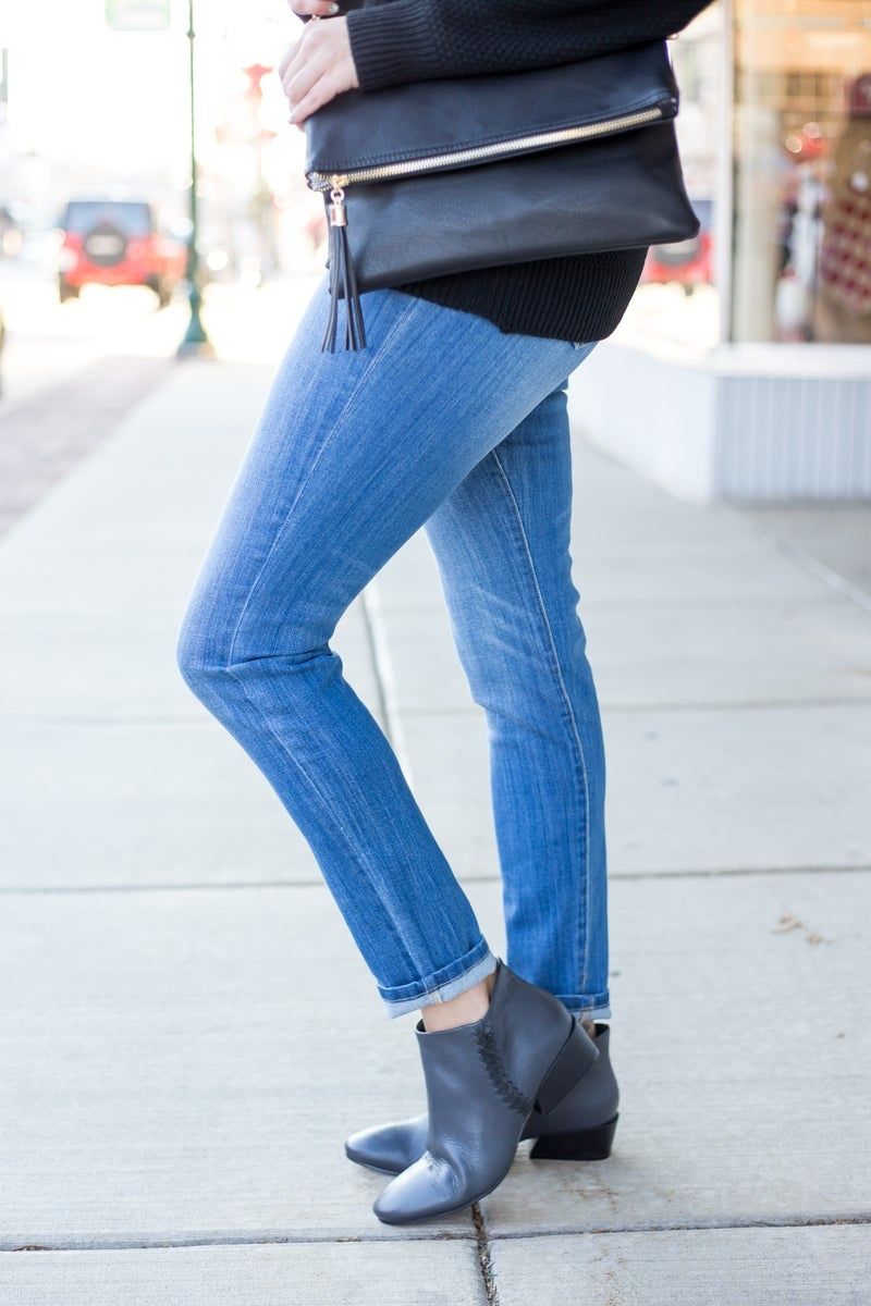 Mid Rise Worn Super Skinny Jeans