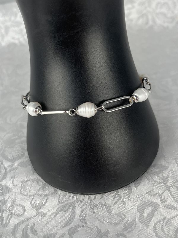 Silver Pearl Bracelet