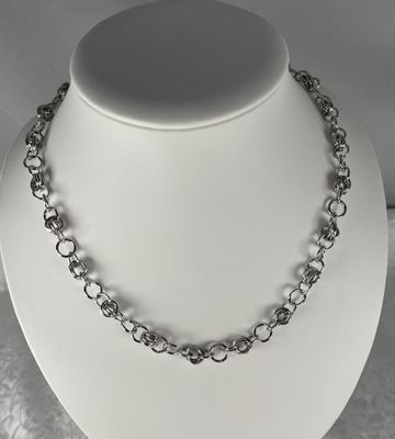 Silver Circle Link Necklace