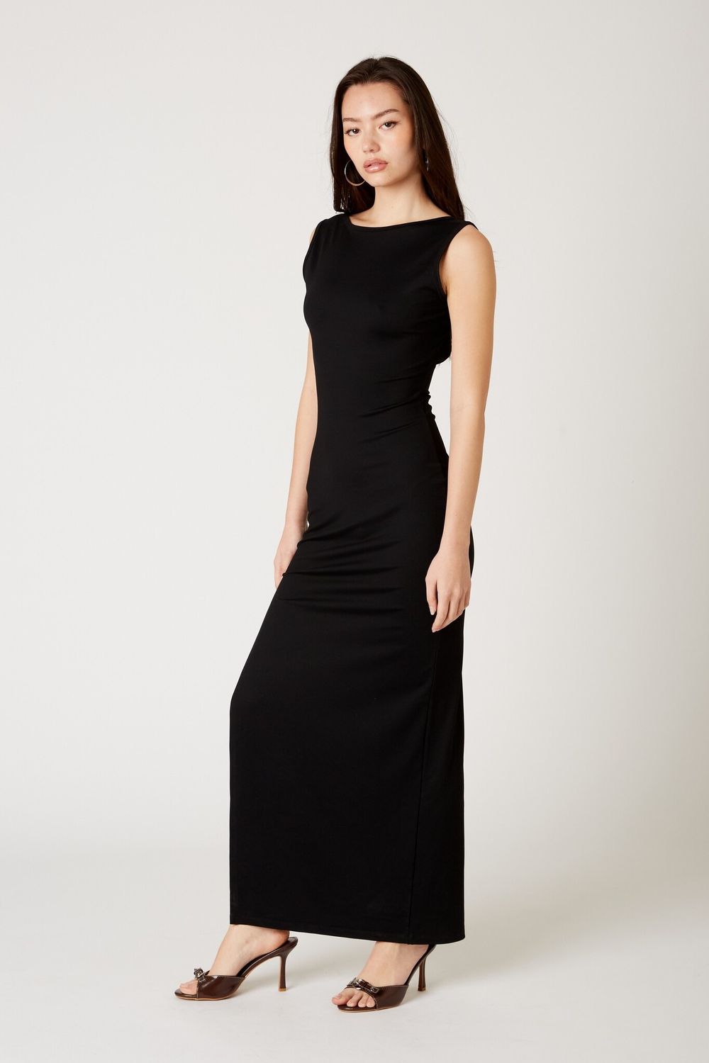 Maddy Open Back Maxi Dress - Black