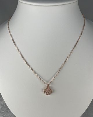 Rose Gold Clover Necklace