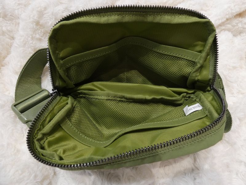 Crossbody Belt Bag