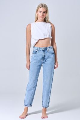 High Rise 90&#39;s Mom Jeans
