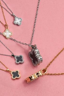 Clover Necklace