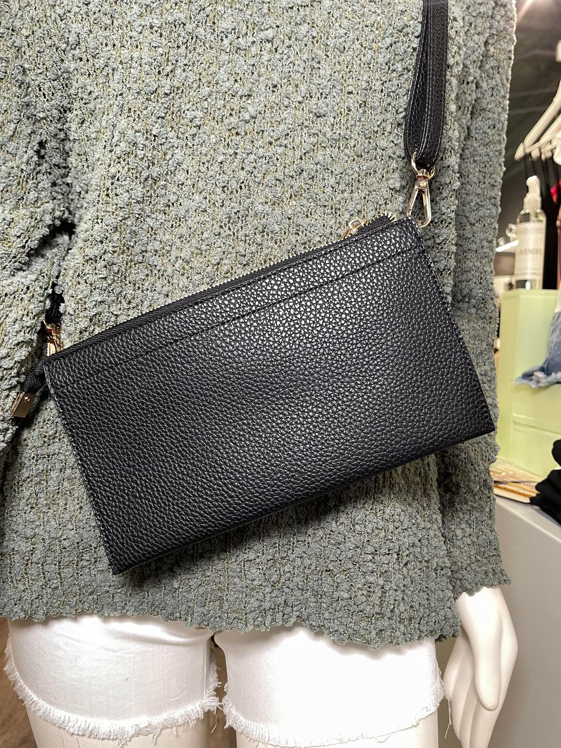 Clutch Crossover (Multiple Colors), Color: Black