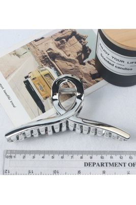 Metallic Loop Claw Clip