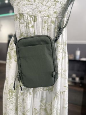 CC Cellphone Pouch (Multiple Colors)
