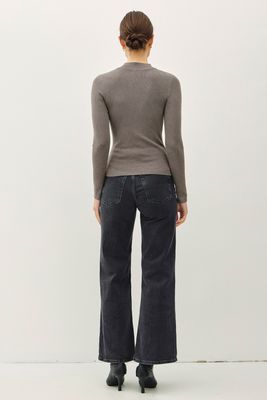 Fitted Mock Neck Sweaters (Multiple Colors)