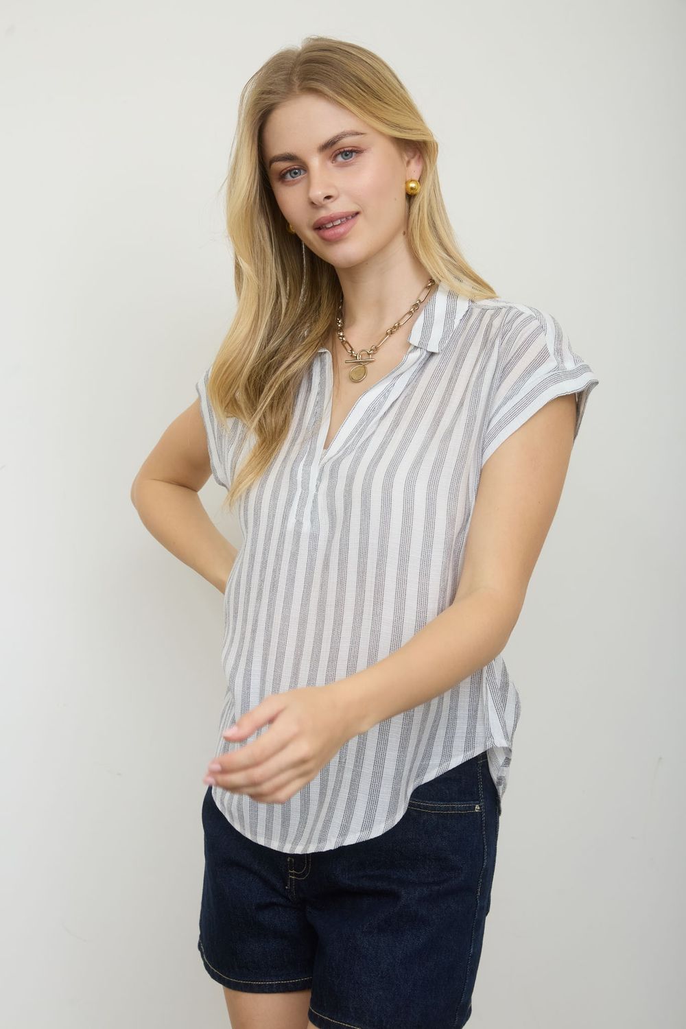 Willow Collared Top - Black &amp; White
