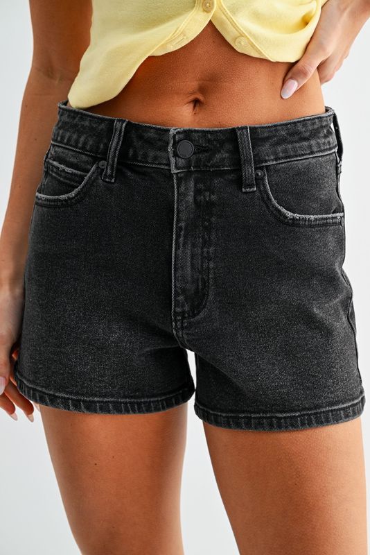 Avery Classic Hem Shorts - Black