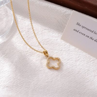 Clover Necklace