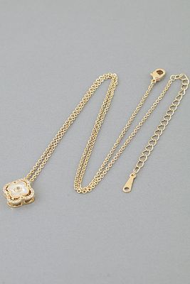 Gold Clover Necklace