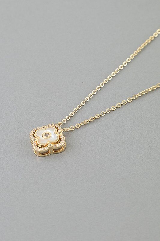 Gold Clover Necklace