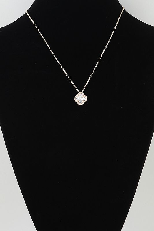 Clear Silver Clover Necklace