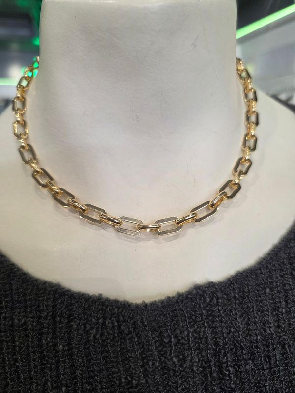 Yellow Thick Link Necklace