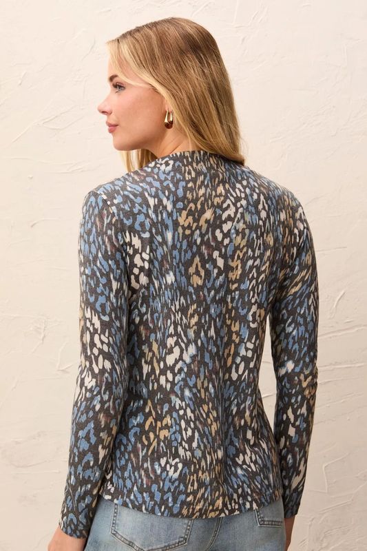 TRIBAL | WOMENS BLUE LEOPARD PRNT KNIT FUNNEL NK TOP