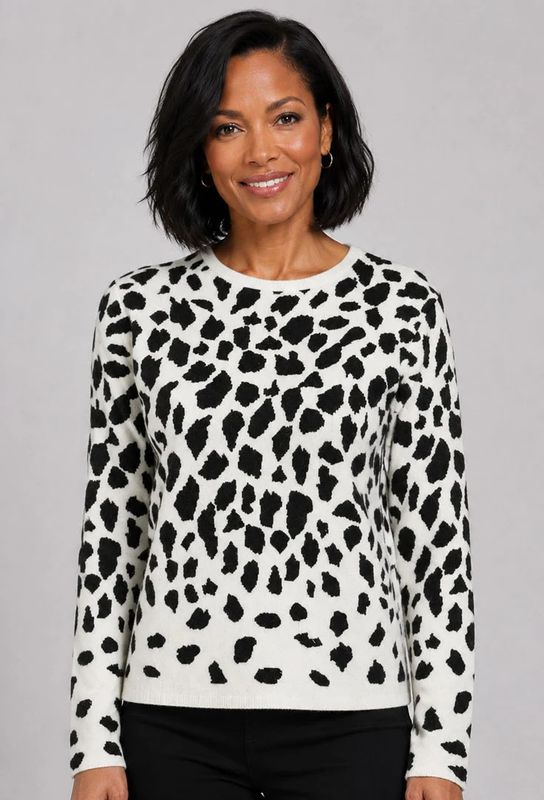 ETHYL | WOMENS BLK/WHT ANIMAL PRINT SWEATER