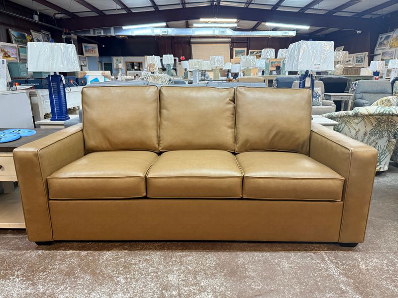 SP30542-50 Bentley Challenger 83 Tan Queen Sleeper