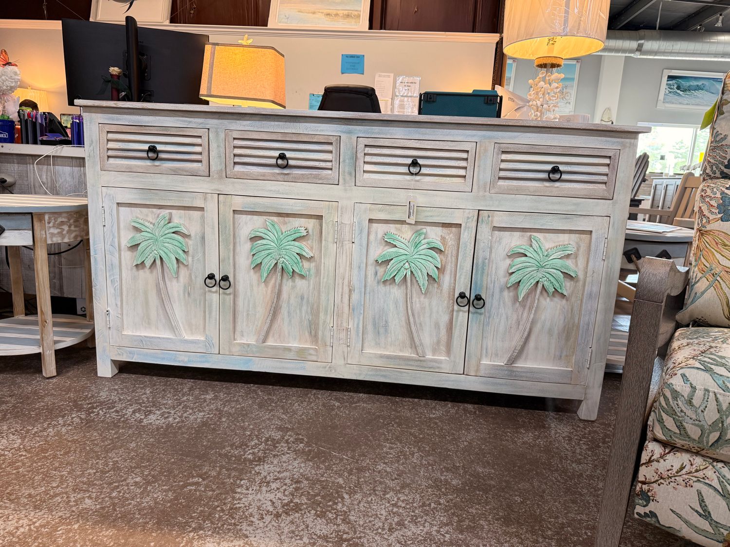 BD193 4 Door 4 Drwr Palm Sideboard