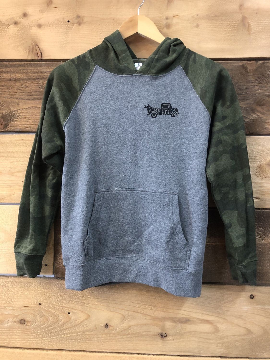 BEACH HOUSE YOUTH PICKUP Hoody, Color: Camo/ Dark Gray, Size: Small