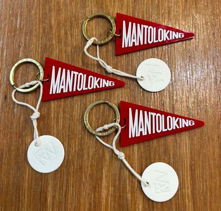 Mantoloking Burgee Keychain
