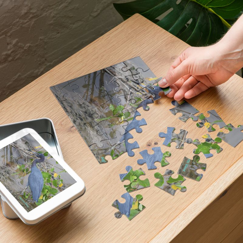 Puzzle et sa boîte en métal - 01233