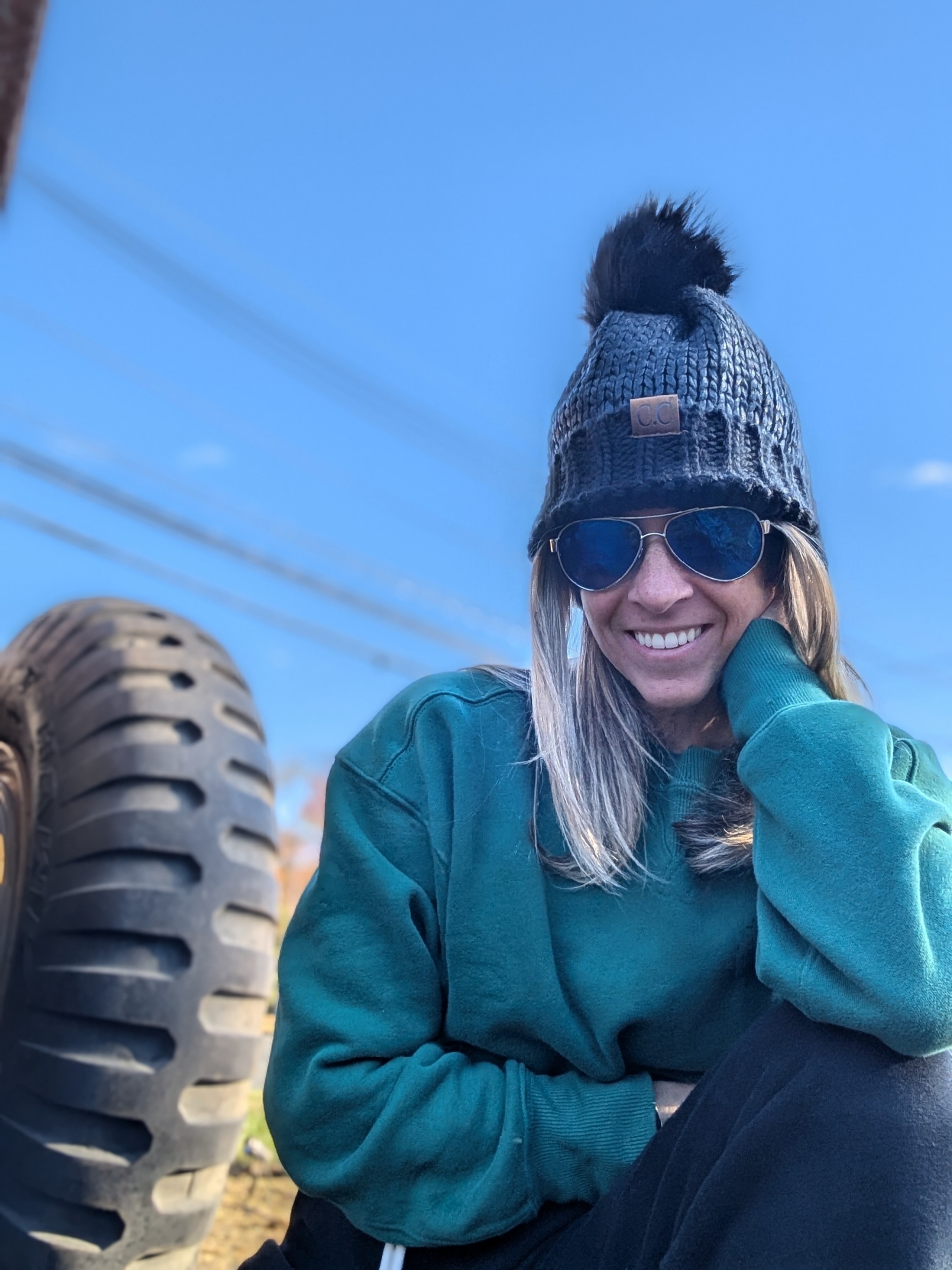 Puffer Hat With POM Black