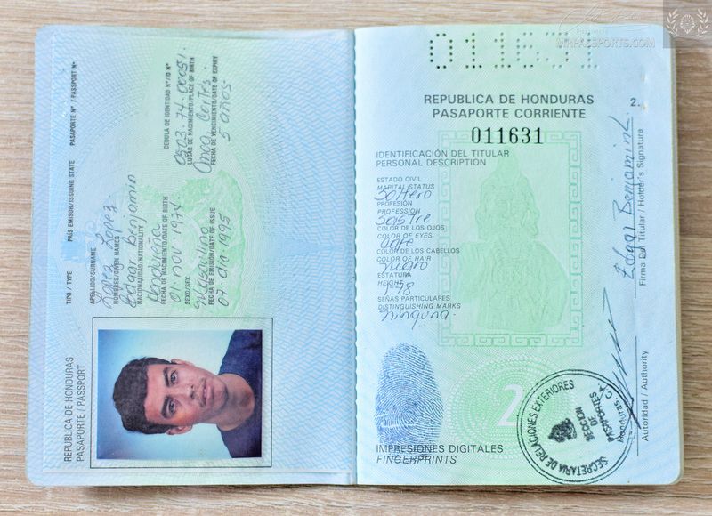 Honduras 1995-2000 passport