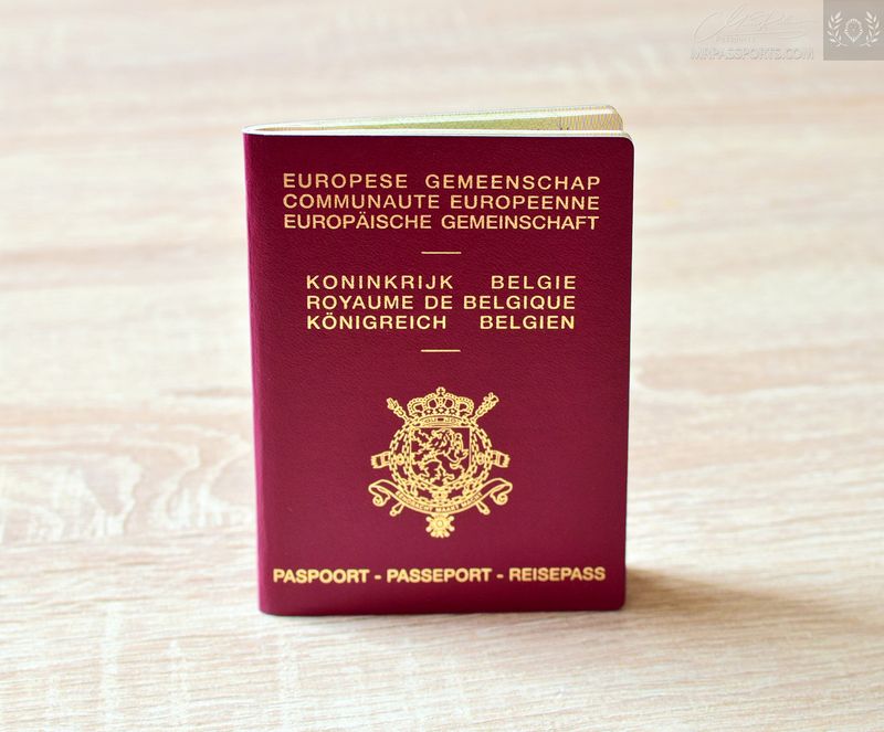Belgium 1996-1997 passport, absolute mint