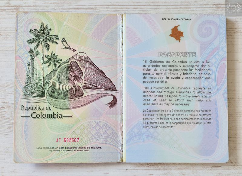 Colombia 2017 biometric Passport / e-passport