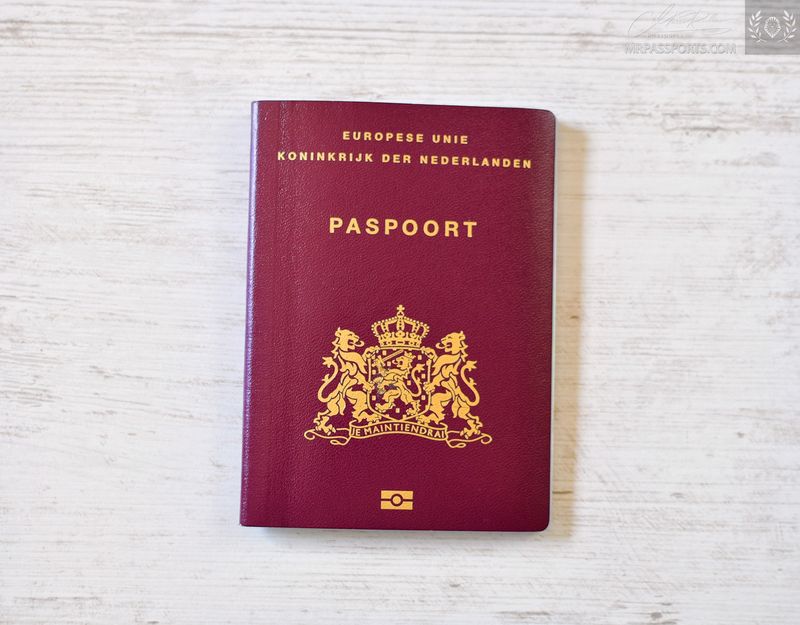 Netherlands 2019-2024 biometric passport / e-passport