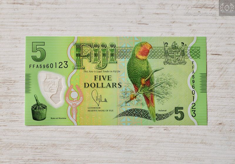 Fiji, 5 Dollars polymer